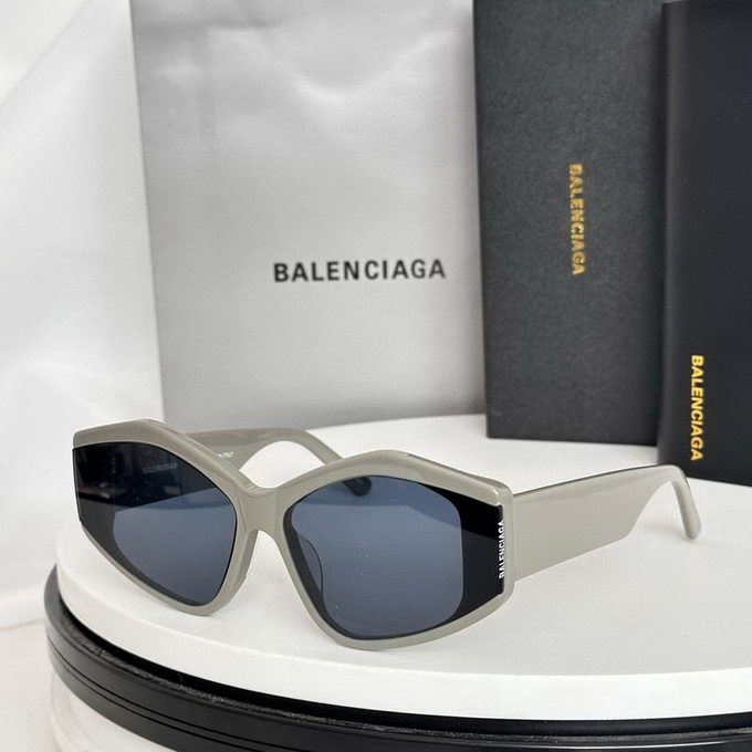 Balenciaga Sunglasses ID:20250617-154